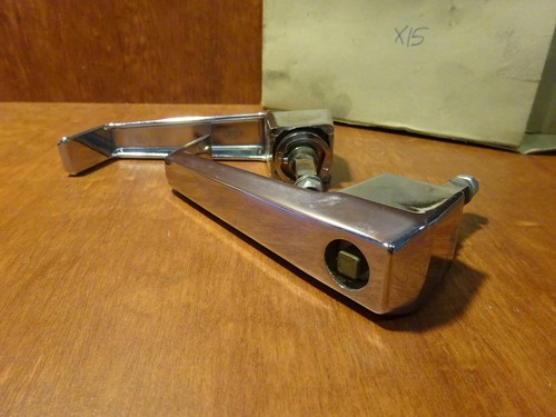 Industrial door handle - Picture 2 of 2
