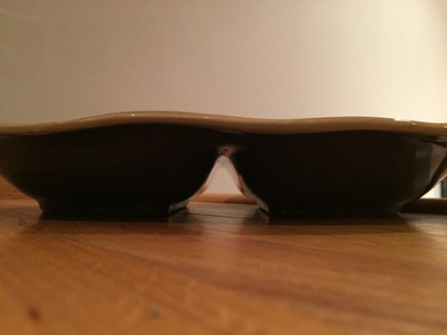 Plato para servir verduras divididas ovalado de vacaciones Target Home Pine Cone 16" - Imagen 4 de 7