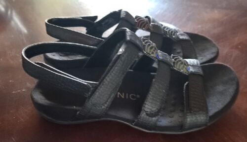 Sandali nuovi, Vionic donna neri 3 cinturini, taglia 7 - Foto 2 di 3