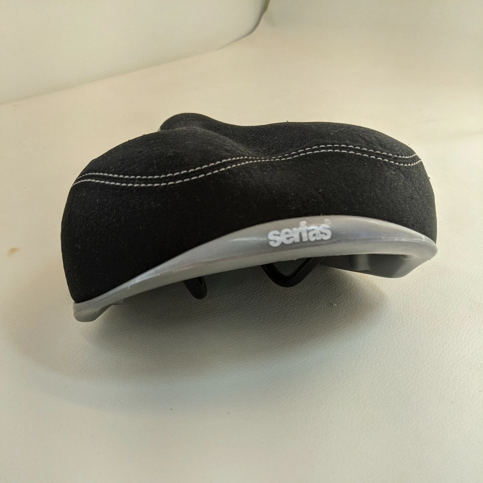 Sillín de bicicleta Serfas DDM de doble densidad para hombre - negro - recorte, usado, excelente estado. Foto 4 de 4