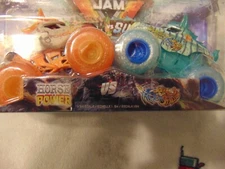 2022 2 pack SPIN MASTER EARTH & SURF  AQUA STALLION & HORSE POWER Read lising