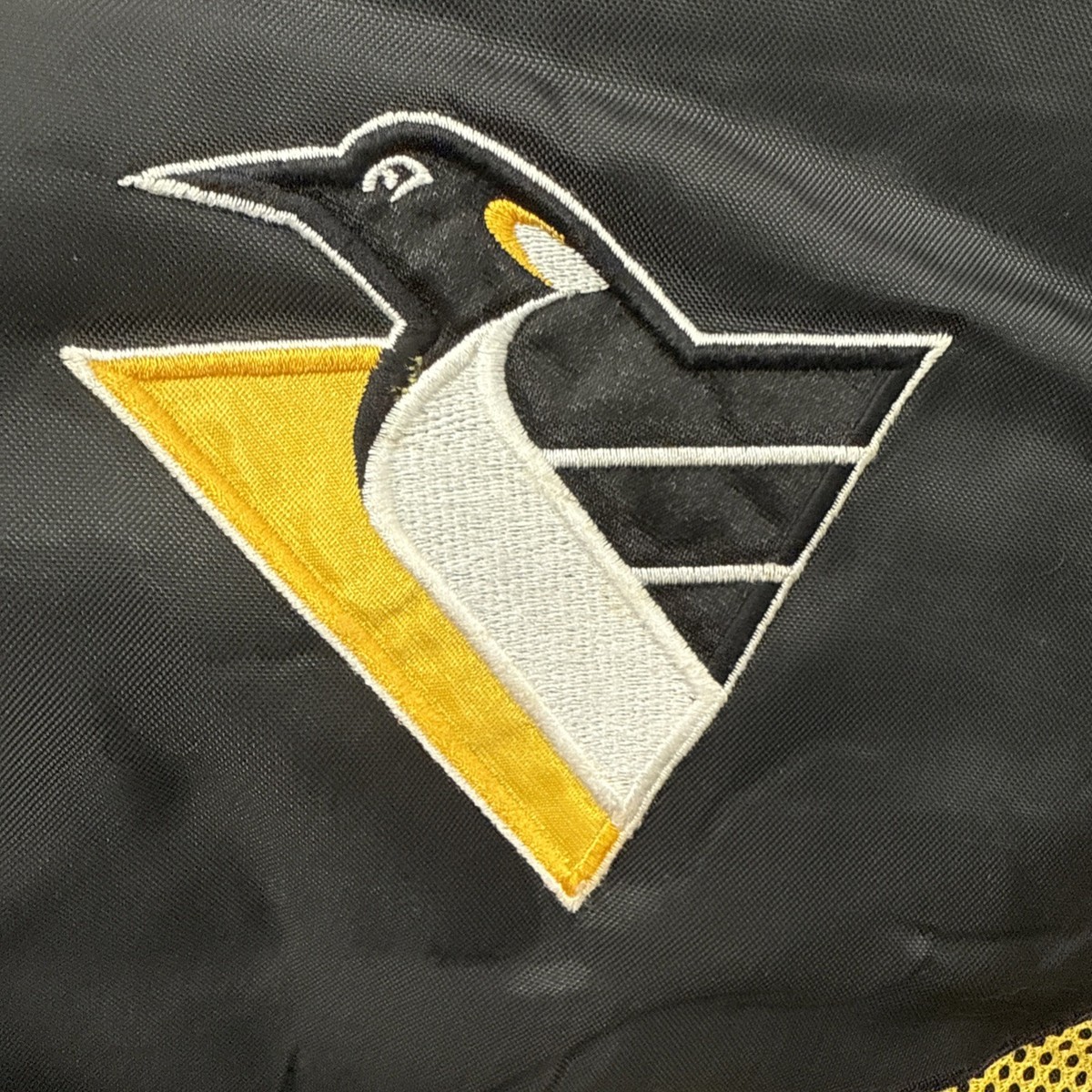 VTG Mens L Pittsburgh Penguins Pro Player Jacket Hockey NHL 