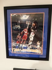 Patrick Ewing Signed 16X20 Fanatics Authentic Beautiful Bold Signature New Frame