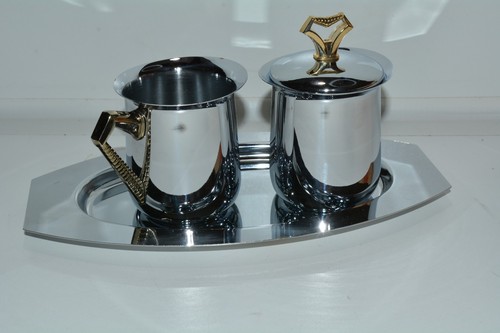 Kromex Cromo Crema y Azúcar Cubierta con Bandeja y Asas Tono Dorado Sin Usar De Colección - Imagen 1 de 3