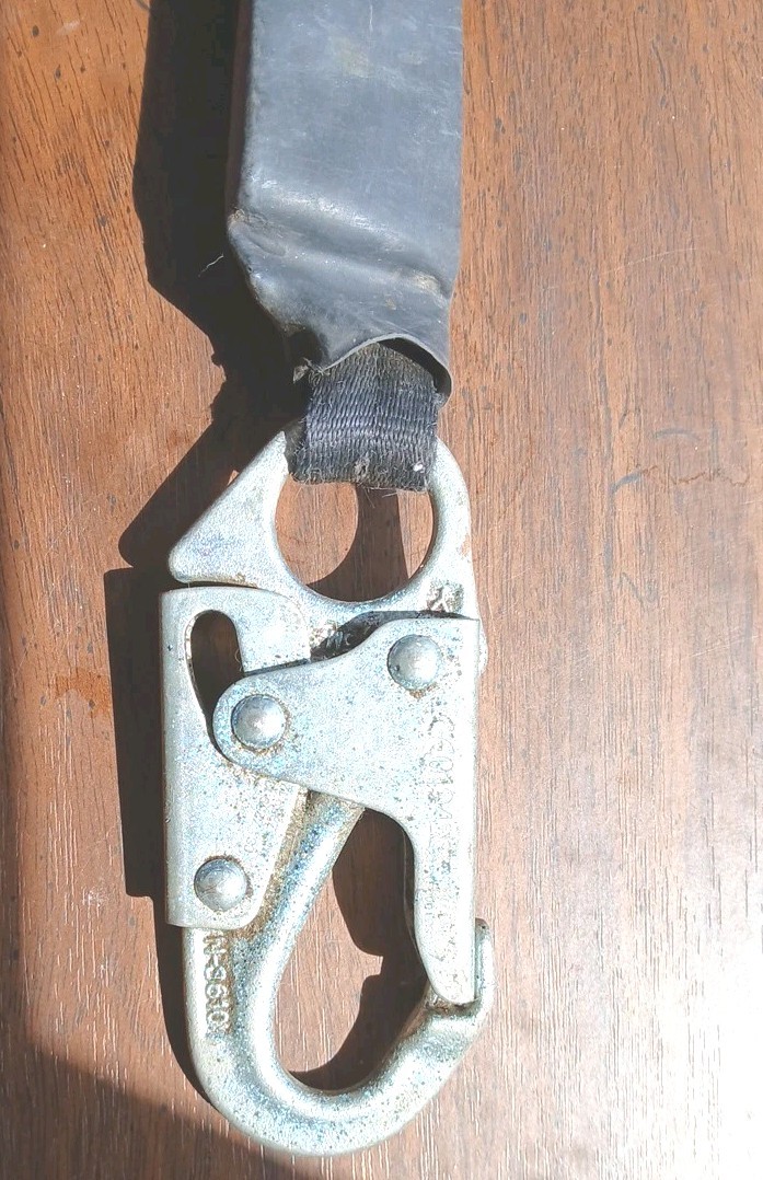 Picture 4 of 4