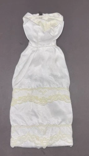 Vintage Barbie HERE COMES THE BRIDE #1665 Wedding Dress (1966) EXC