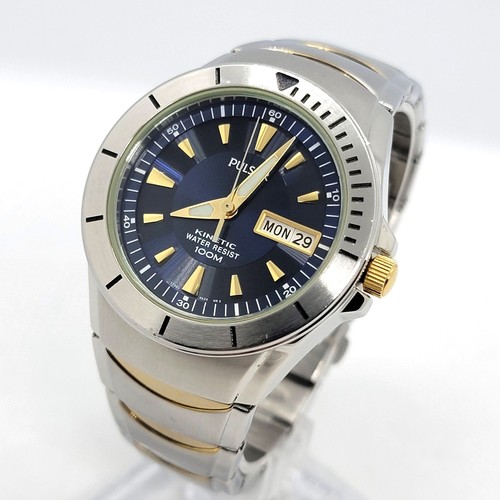 PULSAR YT58-0A20 Herren Quarz Kinetic Uhr Tag Datum blaues Zifferblatt NEU KONDENSATOR - Bild 3 von 11
