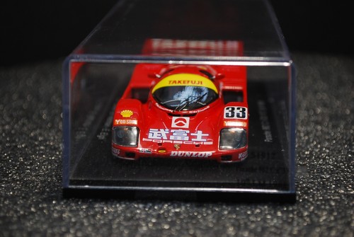 PORSCHE 962C -#33 TAKAFUJI LeMans 24 hrs. Spark 1988 1:43 - Imagen 2 de 6
