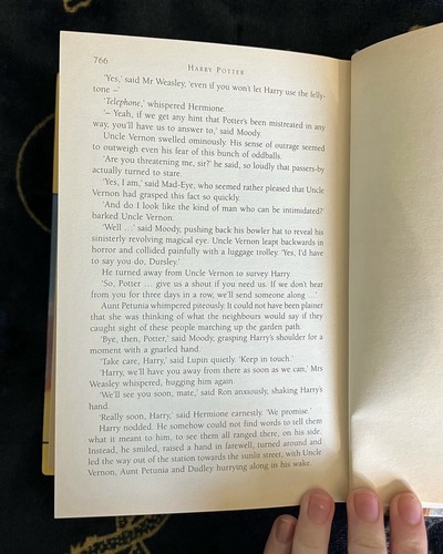 Harry Potter Order of the Phoenix UK First Edition Hardcover misprint 766 Pages - Picture 6 of 7