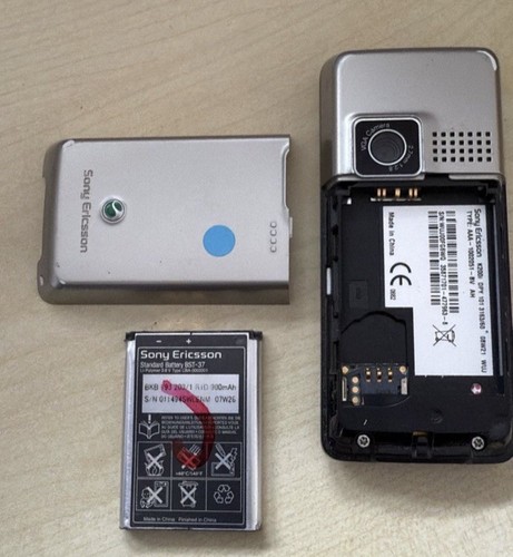 Sony Ericsson K200i Silber Ohne Simlock Handy ,Gebraucht Händler Garantie - Bild 2 von 2