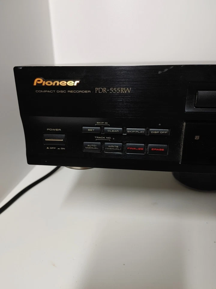 Pioneer PDR-555RW CD Recorder tested Fully Functional No Remote. - Image 2 of 4