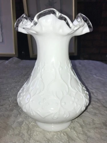 FENTON Milk Glass SILVER CREST 3D SPANISH LACE 8"Tall WHITE Scroll Pattern VASE