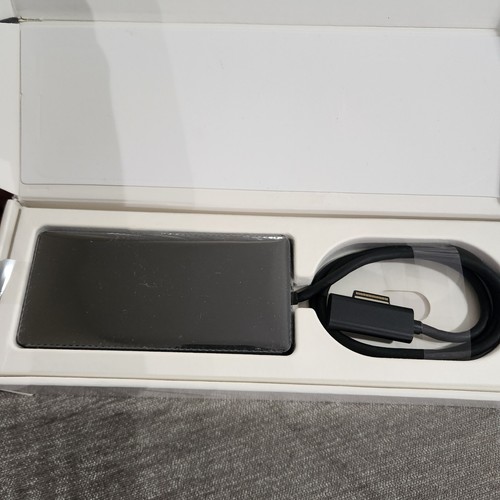 Microsoft Surface Dock Model: 1661 - Docking Station - New/Open Box PF3-00005 - 第 5/9 張圖片
