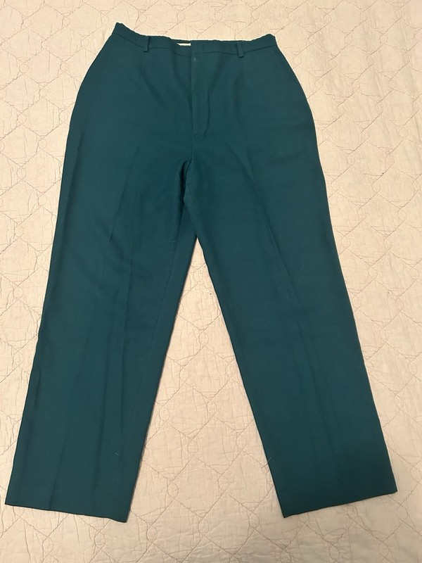 Women’s Haggar Reflections size 16P Green dress pants Slacks
