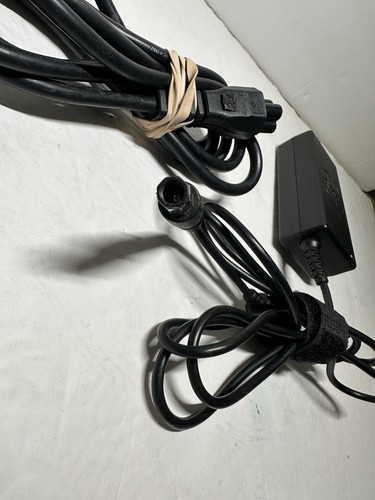 OEM Genuine Dell 65W Laptop Charger AC Adapter Power Suply DA65NS4-00 XK850 - Picture 4 of 6
