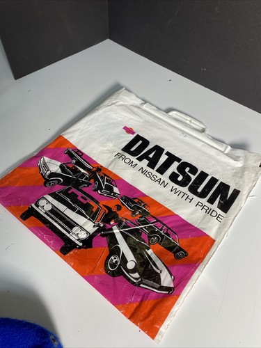 Rare Datsun Plastic Bag 240Z 510 BRE Nissan  - Picture 4 of 4