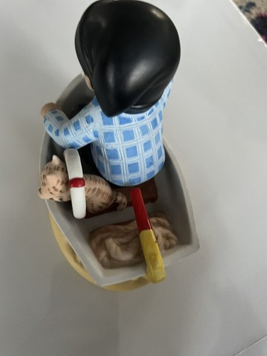 Vtg. Franklin Porcelain U.N. Children Figurine 'Vasco from Portugal Hand Painted - Picture 3 of 6