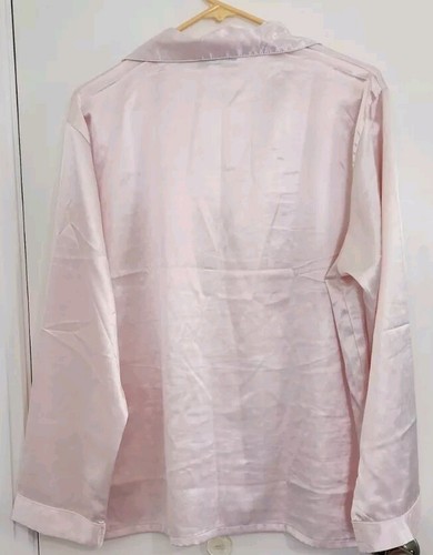 Classic Pajama Set Women Tony And Candice Medium Pink  Satiny Button-Up Pull-On - Picture 3 of 6
