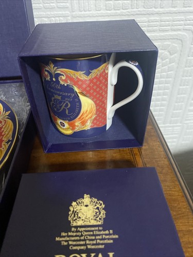 Royal Worcester 50th Anniversary Coronation Mug & Plate - Boxed - Picture 5 of 11