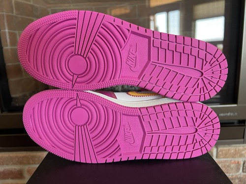 🔥Nike Air Jordan 1 Mid Dia De Los Muertos GS Size 4Y La Familia DC0500-100 NEW - Picture 5 of 6