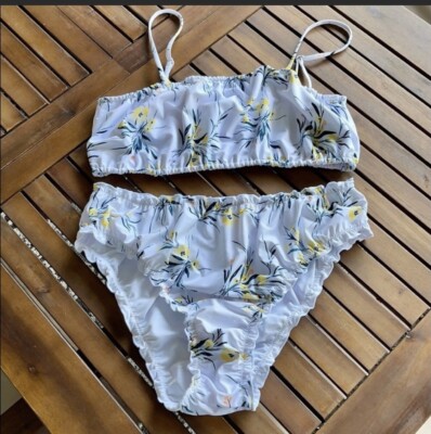 SHEIN Plus Ditsy Floral Frill Trim Bikini Set 3X