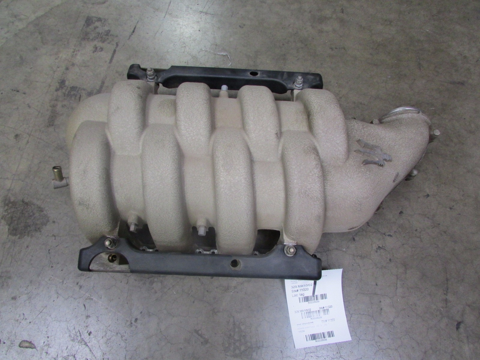 Maserati Coupe, Intake Manifold, P/N 186239, Used