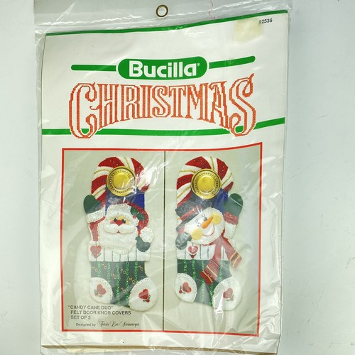 Bucilla Christmas Felt Sequin Door Knob Covers Candy Cane Duo Makes 2 - Sealed - Afbeelding 1 van 3