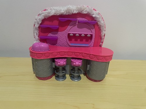 Polly Pocket Bundle: Groove Beauty Bar, Vanity Sink, Wardrobe And X7 Dolls - Picture 23 of 24