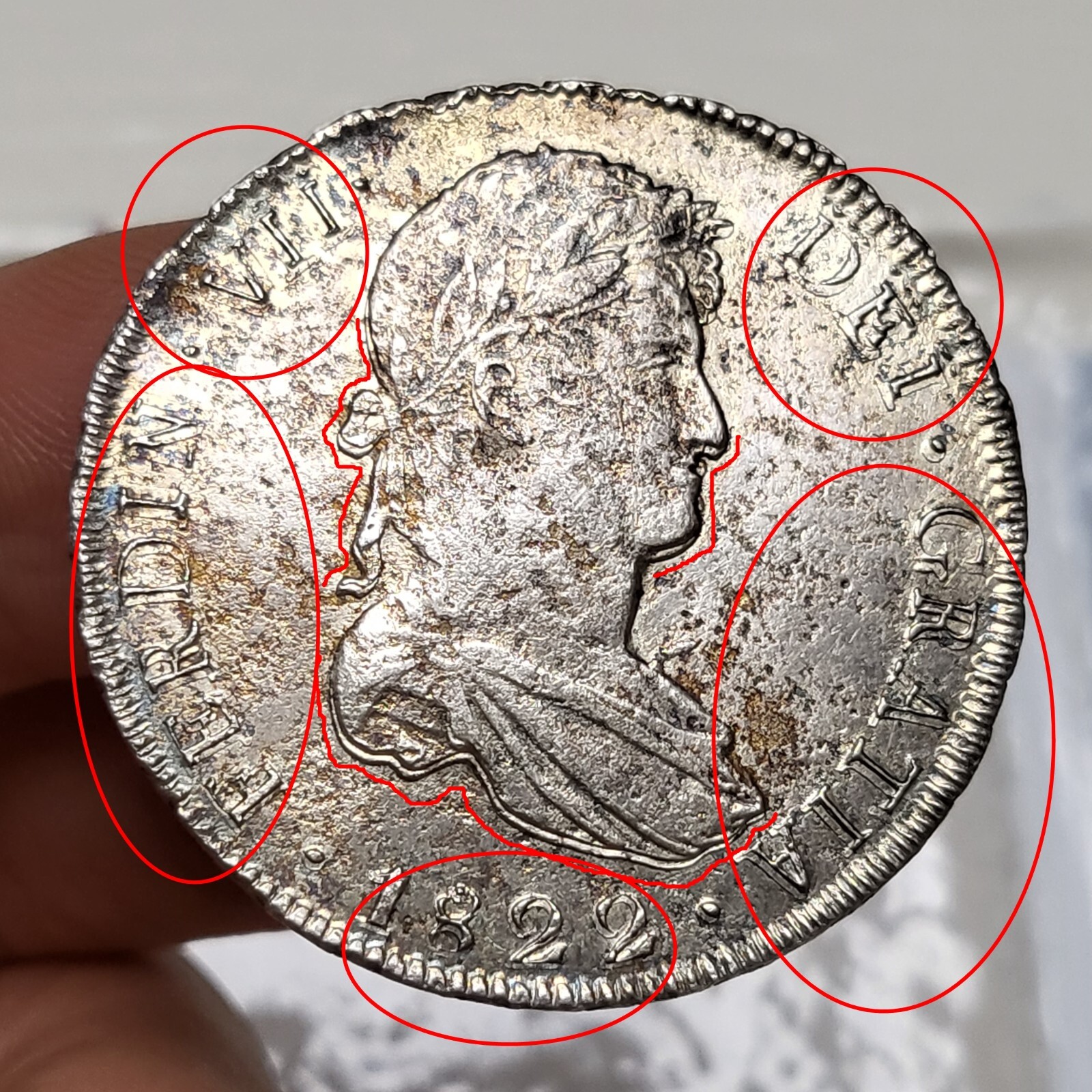 Foto 1 di 4