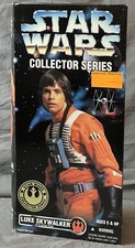 Star Wars ANH Kenner Collector Series Luke Skywalker in X-Wing Gear 12” Figure