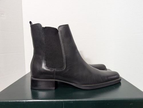 Women's Ralph Lauren Black Burnished Calfskin Katherine Ankle Boot Size 6 Box - Picture 4 of 8