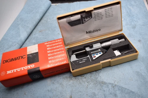 Mitutoyo digimatic 395-732 Digital Micrometer tested used