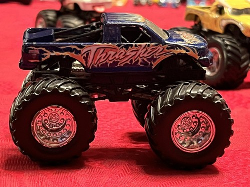Hot Wheels Monster Jam Trucks 1:64 Scale Batman Monster Mutt Bulldozer  Lot Of 5 - Picture 4 of 7