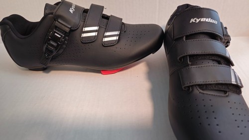 Kyedoo Unisex EU Größe 46 Schwarz Stollen Fahrradschuhe Neu mit Etikett Kostenloser Versand - Bild 3 von 10