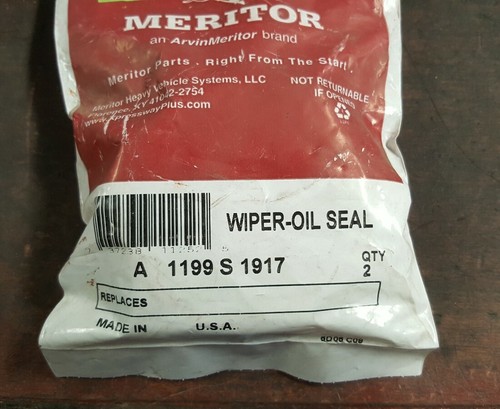 MERITOR WIPER OIL SEAL A 1199 S 1917 (QTY 2) - Picture 1 of 3