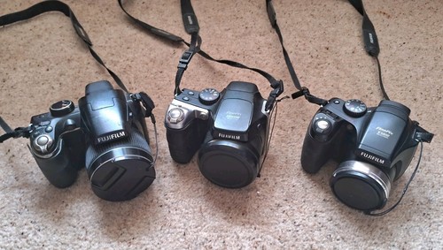 3 x Fuji Fujifilm Finepix Kamera - Ersatzteile oder Reparatur - Modelle S4000 S5800 S8000fd