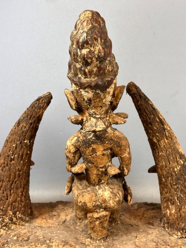 250972 - Old Rare Yoruba Altar - Nigeria. - Picture 9 of 13