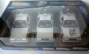 AUTO GLOBO WELLY DELOREAN BTW I/II/III SCALA 1/24 RITORNO AL FUTURO