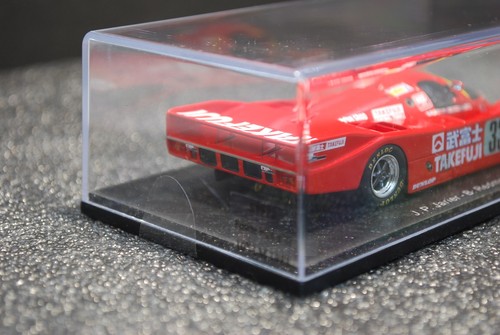 PORSCHE 962C -#33 TAKAFUJI LeMans 24 hrs. Spark 1988 1:43 - Imagen 4 de 6