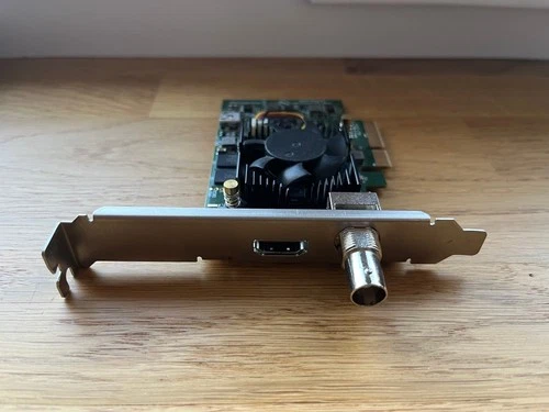 DeckLink Mini Recorder 4K. No cables, just the video capture card.