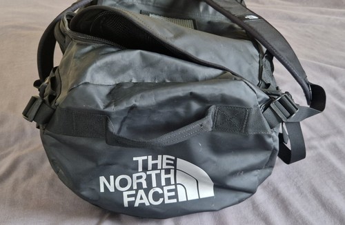 The North Face Base Camp Duffel Bag Small. Schwarz - Bild 2 von 6