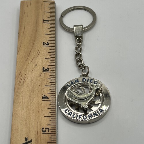 San Diego California Dolphin Keychain Spinning Porpoise Center - Picture 6 of 6