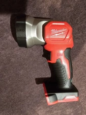 Milwaukee 2735-20 M18 18V Lithium-Ion LED Work Light Tool Only
