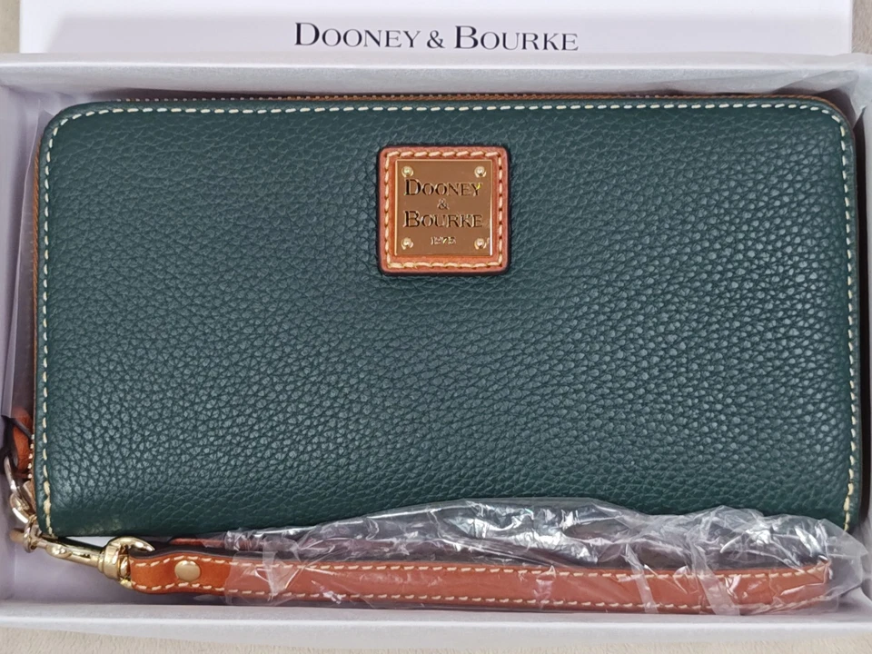 Dooney & Bourke Pebble Grain Large Zip Around Wristlet Wallet Clutch Forest Gree