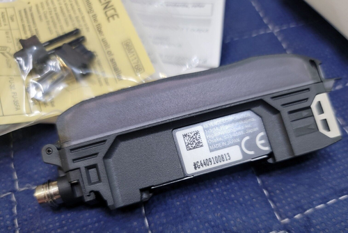 Keyence FS-N15CP Fiberoptic Sensor Amplifier PNP 12-24VDC IP66 1 output - Bild 5 von 8