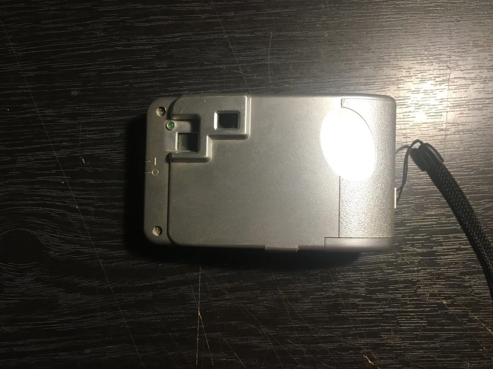 Polaroid PhotoMAX FUN 320 0.1MP Digital Camera - Silver/Blue - Image 4 of 4