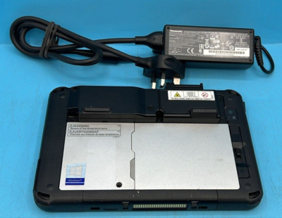 Panasonic FZ-M1 Toughpad 256GB SSD,4GB,m5-6y57, Touchscreen 4G Sim