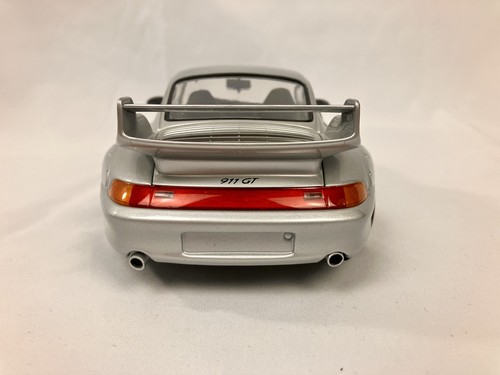 UT MODELS SCALA 1/18 PORSCHE 911 GT2 DIE CAST COLLEZIONE MODELLISMO - Foto 8 di 11