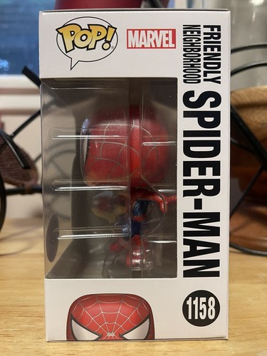 Funko Pop! No Way Home Friendly Neighborhood Spider-Man #1158 Metallic Hot Topic - Picture 2 of 6