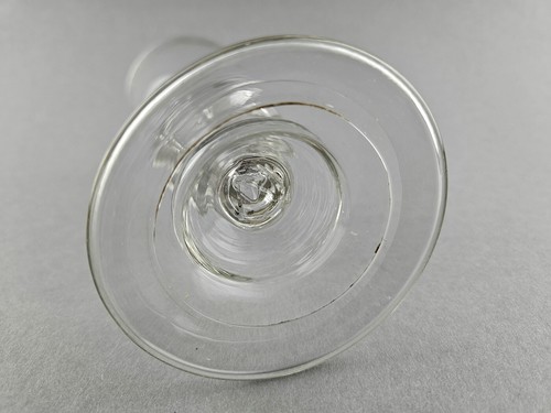 Barock Pokalglas / Weinglas "nichts ohne Müh", wohl Schorborner Glashütte, 18.Jh - Picture 8 of 10